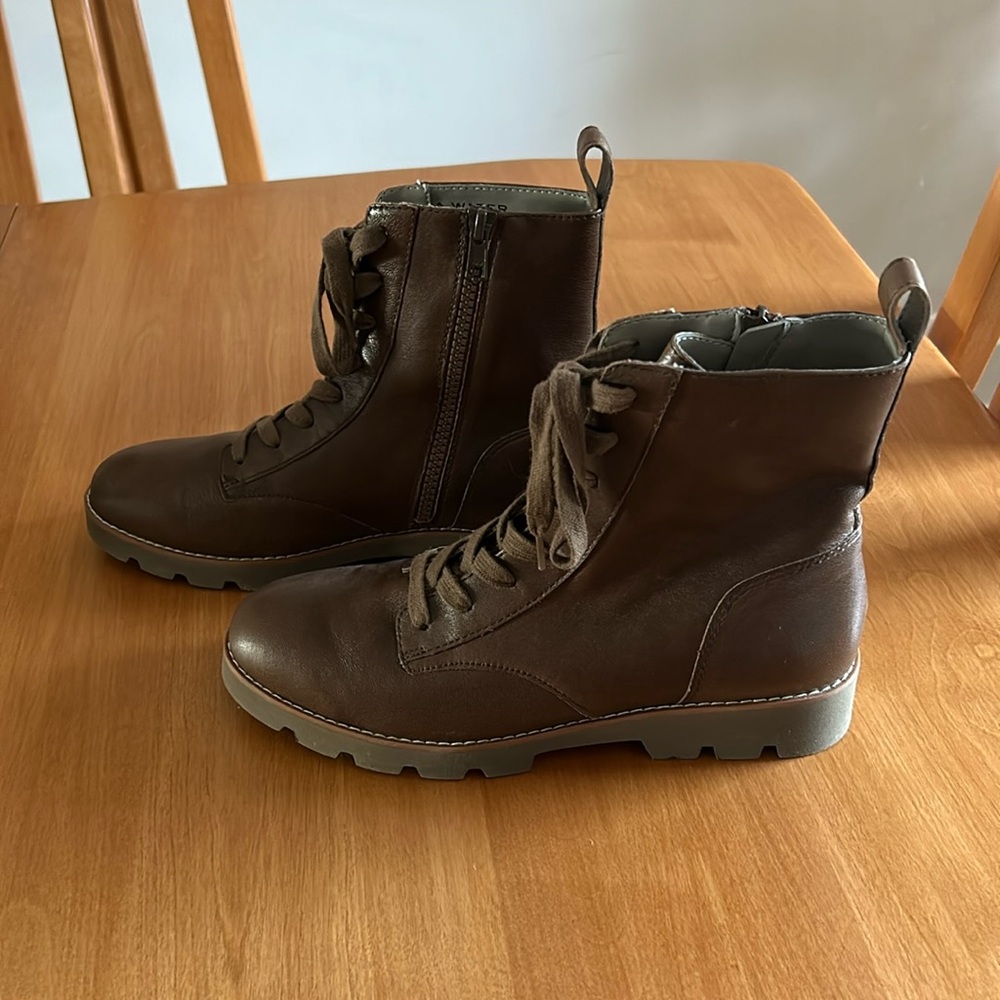 Vionic Lani Lace-Up Leather Boot in Greige fits like 7.5